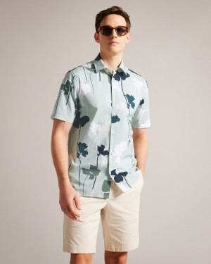 Green Men's Ted Baker Rossvil SS Colourful Silhouette Print Shirt Price In India | B6G-3205