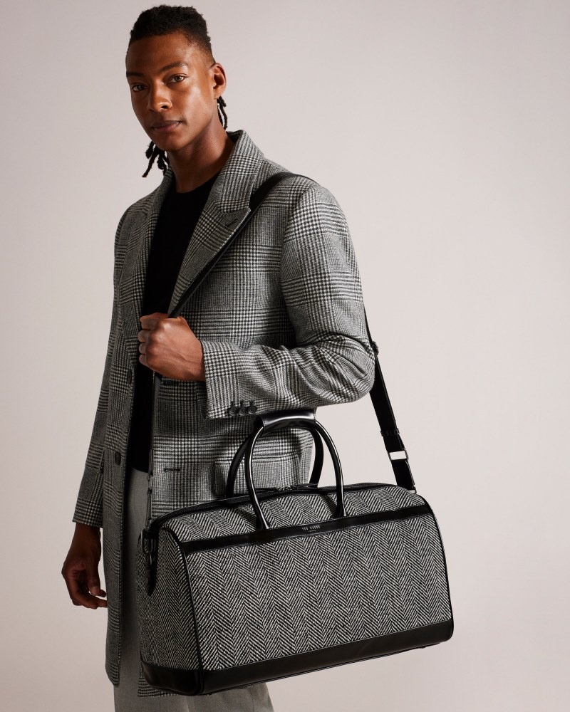 Black Men\'s Ted Baker Andersn Herringbone Duffle Bag Price In India | Q7D-7363