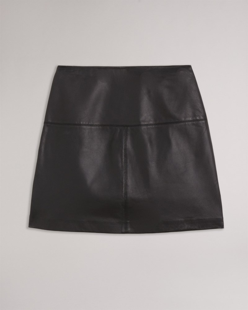 Black Women's Ted Baker Valiat A Line Suede Mini Skirt Price In India | Y2W-4306